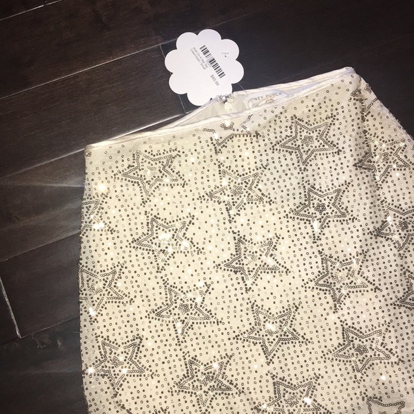 SOLD - Picture 5 of 6